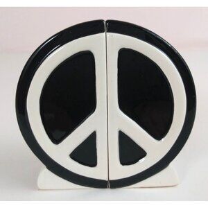 Vintage Pacific Trading Magnetic Black & White Peace Sign Salt & Pepper Shakers